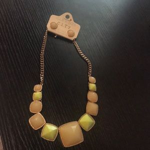 Chain and earrings set